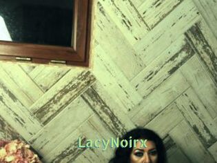 LacyNoirx