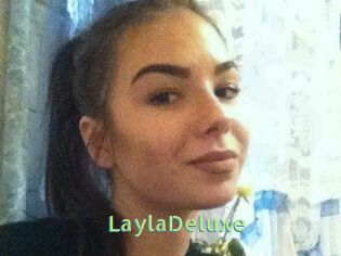 LaylaDeluxe Une Etudiante Sexy