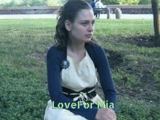 LoveFor_Mia