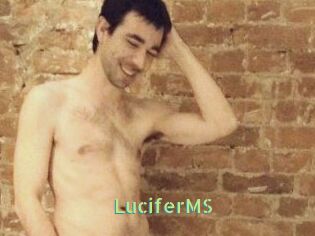 LuciferMS Une Etudiante Sexy
