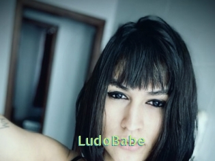 LudoBabe Une Etudiante Sexy