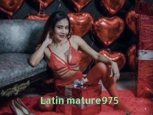 Latin_mature975
