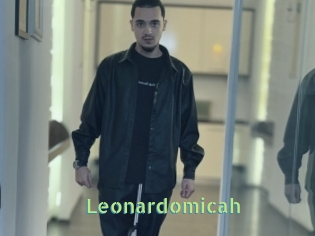leonardomicah Une Etudiante Sexy