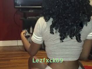 lezfxck69 Une Etudiante Sexy