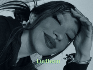 liathom Une Etudiante Sexy