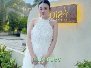 linyi6969 Une Etudiante Sexy