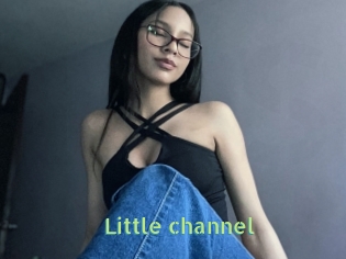 little_channel Une Etudiante Sexy