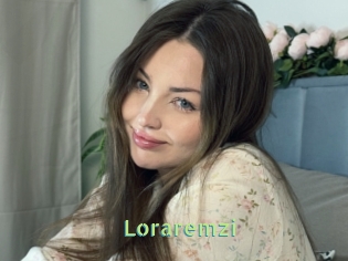 loraremzi Une Etudiante Sexy
