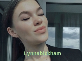 lynnabickham Une Etudiante Sexy