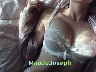 MaudeJoseph Une Etudiante Sexy