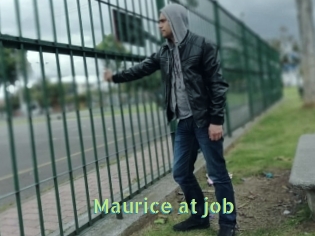 Maurice_at_job Une Etudiante Sexy