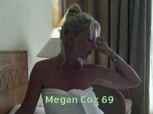 Megan_Cox_69 Une Etudiante Sexy
