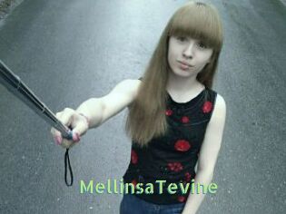 MellinsaTevine Une Etudiante Sexy