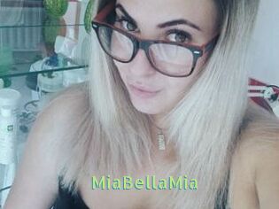 MiaBellaMia Une Etudiante Sexy