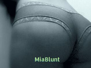 MiaBlunt