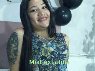 MiaFoxLatina