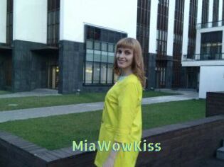 MiaWowKiss