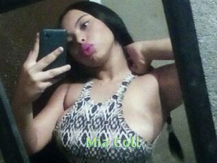 Mia_Coll