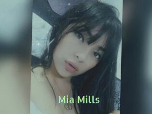 Mia_Mills