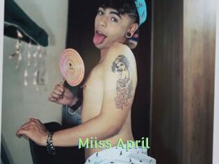 Miiss_April