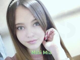 Mini_Mia Une Etudiante Sexy