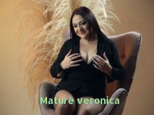 Mature_veronica