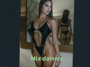 Mia_damms