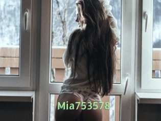 Mia753578