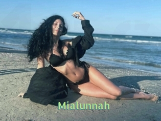 mialunnah Une Etudiante Sexy