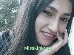 Misskinkyxx