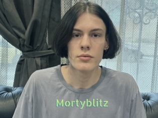 mortyblitz Une Etudiante Sexy