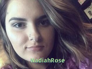 NadiahRose Une Etudiante Sexy