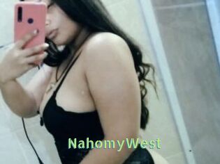 NahomyWest