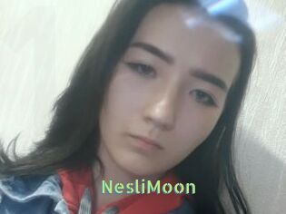 NesliMoon Une Etudiante Sexy