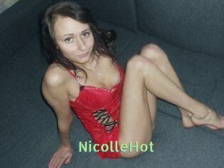 NicolleHot