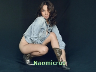 Naomicruz