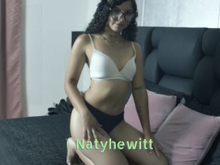 natyhewitt Une Etudiante Sexy