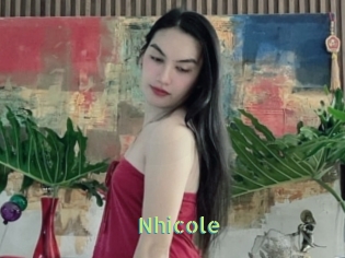 nhicole Une Etudiante Sexy