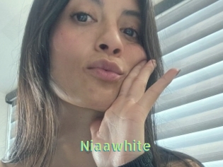 Niaawhite