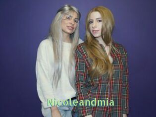 Nicoleandmia