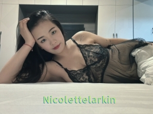nicolettelarkin Une Etudiante Sexy