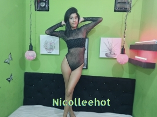 nicolleehot Une Etudiante Sexy
