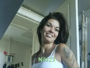 Niki23