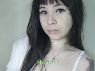 ninaaxx Une Etudiante Sexy