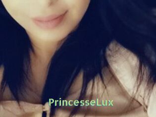 PrincesseLux Une Etudiante Sexy