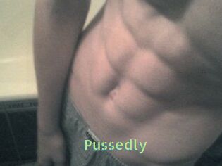 Pussedly