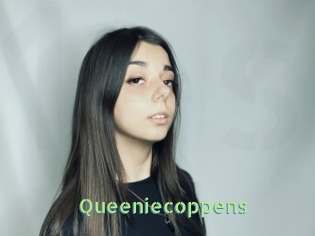 queeniecoppens Une Etudiante Sexy