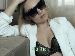 Ria_Ria