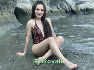 RiriRoyale Une Etudiante Sexy