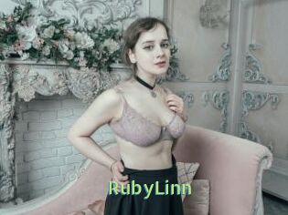 RubyLinn Une Etudiante Sexy